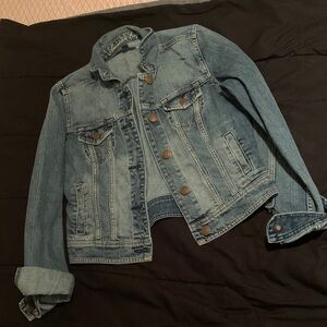 American Eagle Outfitters Light Blue Denim Jacket